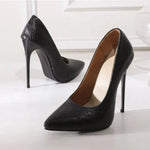 Black Snakeskin Pumps - Vignette | Snakes Store