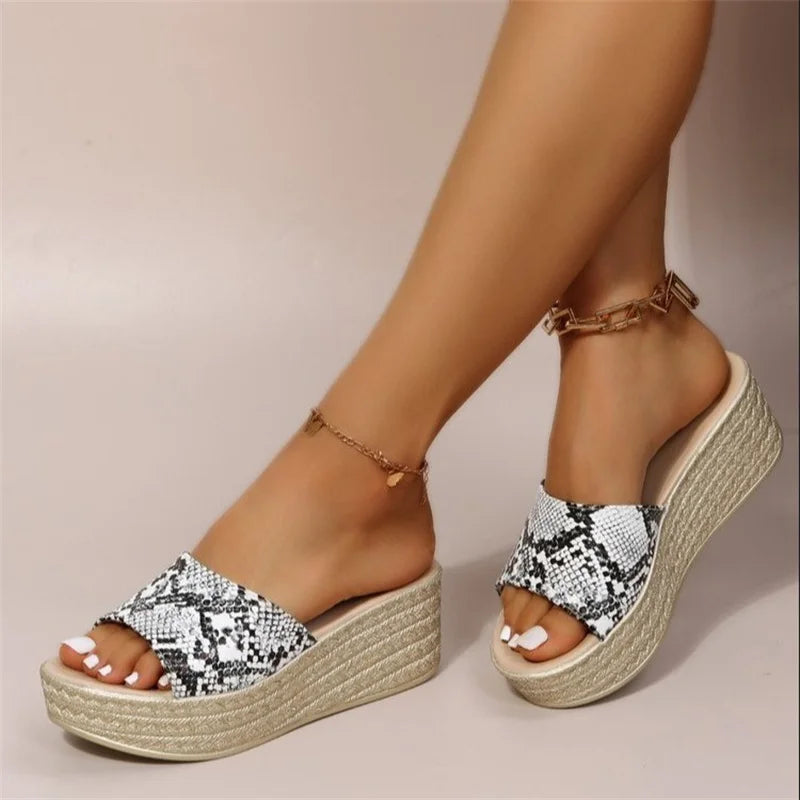 Snakeskin Round Toe Wedges Snakes Store