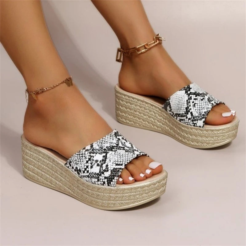 Snakeskin Round Toe Wedges Snakes Store